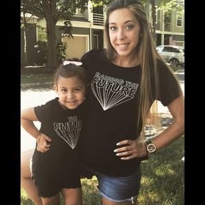 Meet your Posher, Lauren